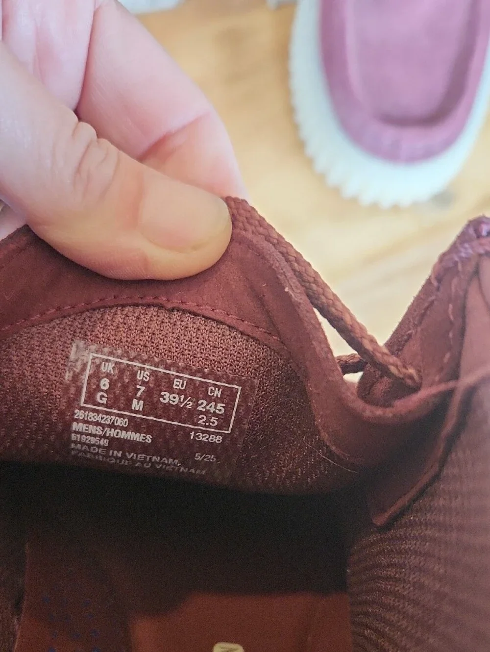 Clarks Men's Torhill Hi Burgundy Suede Lace-Up Shoes.